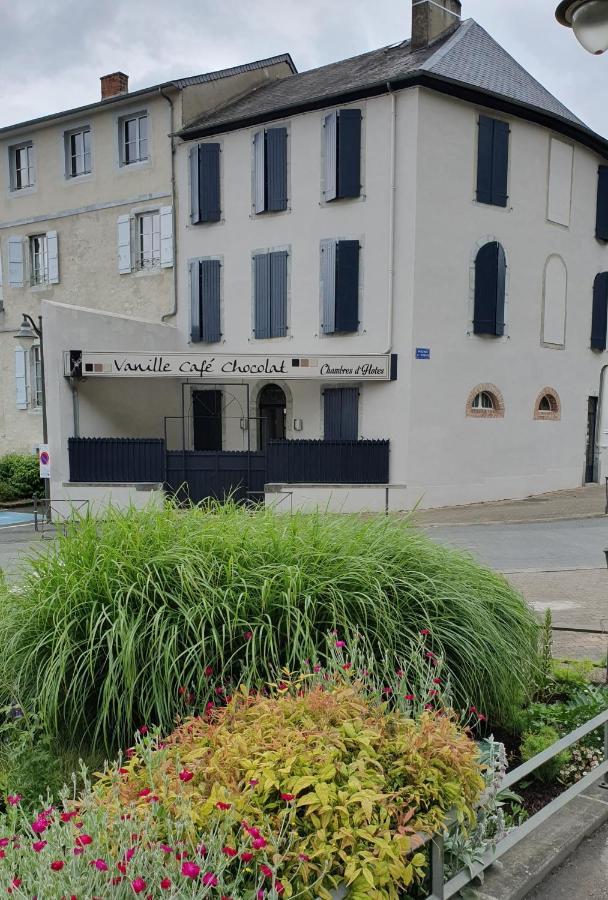 Chocolat Bagnères-de-Bigorre Exterior foto